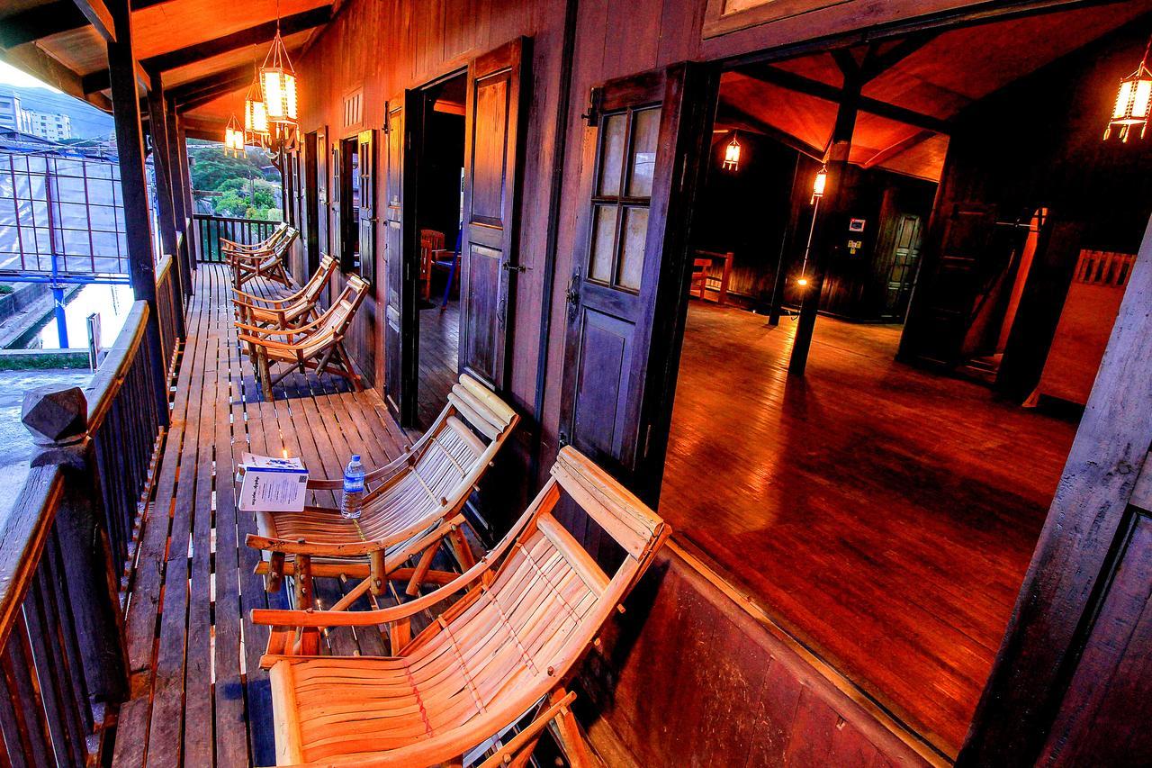 Hardwood Lodge Науншве Екстер'єр фото